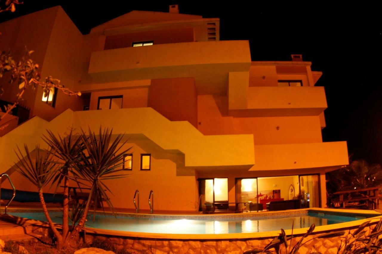 Algarve Surf Hostel - Лагуш Экстерьер фото