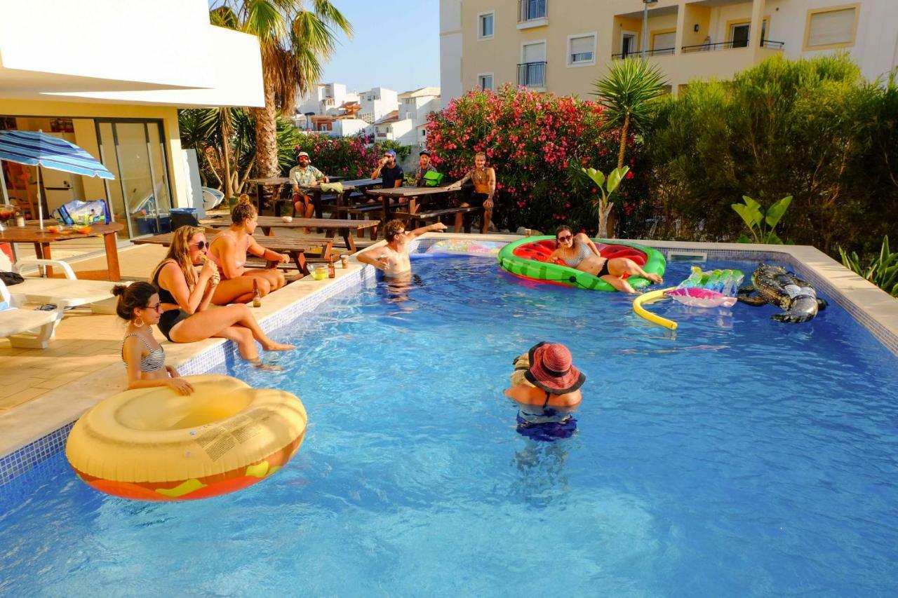 Algarve Surf Hostel - Лагуш Экстерьер фото