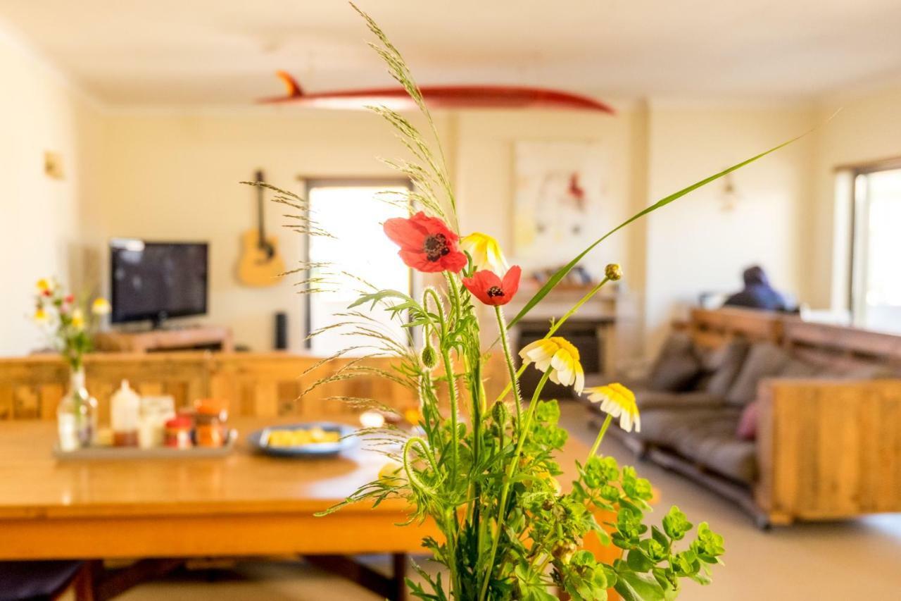 Algarve Surf Hostel - Лагуш Экстерьер фото